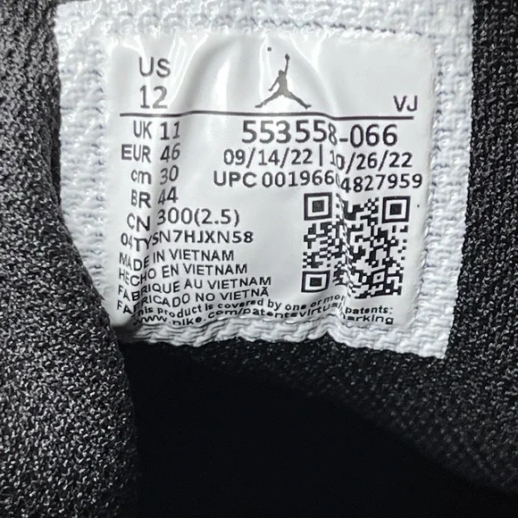 Nike Air Jordan 1 Low Men's Size 12 Shoes Black Gym Red White New 553558-066 nby - Picture 9 of 10